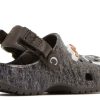Anwar Carrots x Clog Kids “Soil – Espresso”
