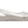 Crocs (WMNS) Minimalistic Casual Flat White Sandals 206106-018
