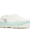 Kanghyuk x Echo Clog “White Blue”